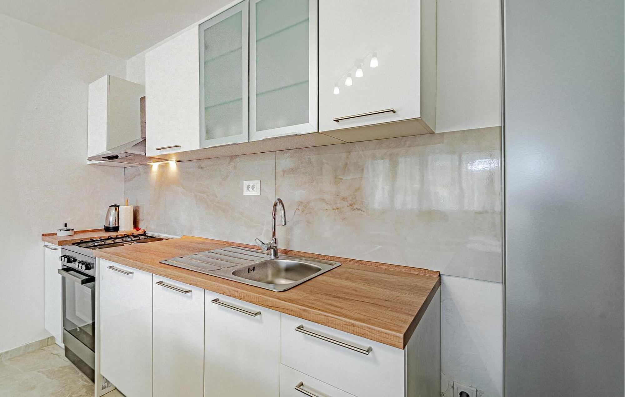 יאנוב Stunning Home In Crnja Luka With Wifi מראה חיצוני תמונה