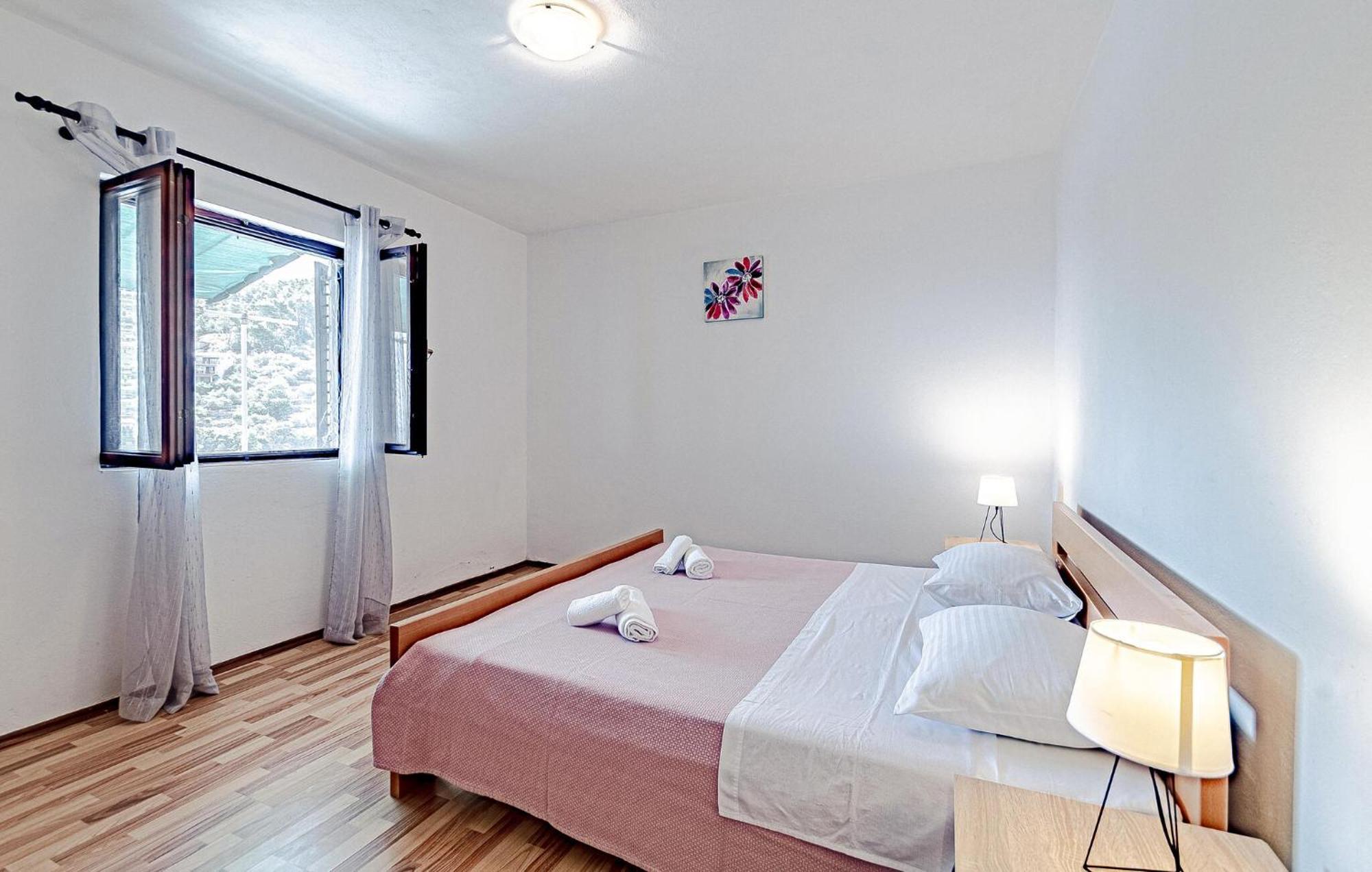 יאנוב Stunning Home In Crnja Luka With Wifi מראה חיצוני תמונה